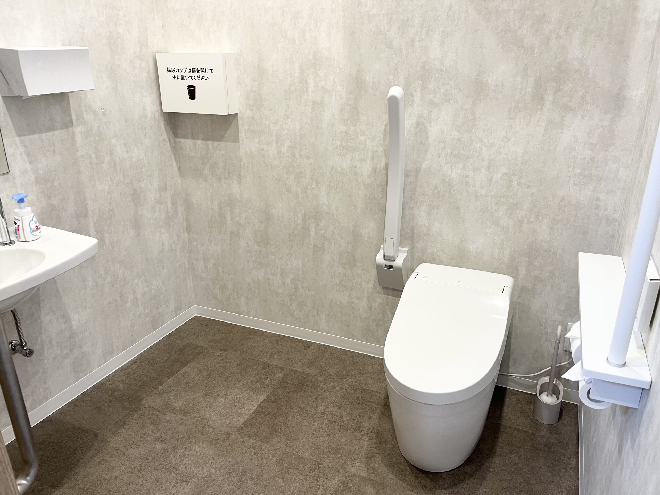 トイレ（車いす対応）
